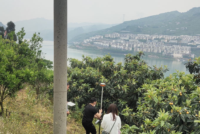 我司在宜宾地区开展野外测绘
